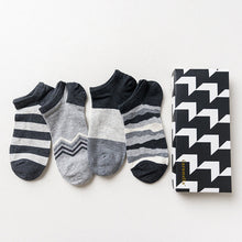 Gift Box fashion brand short socks for men cotton sock summer creative patterns boat socks male ankle socks 4pairs/box