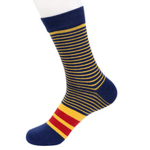 EUR40-45 men fashion colorful stripes long cotton socks male autumn winter patterns socks 5pairs/lot
