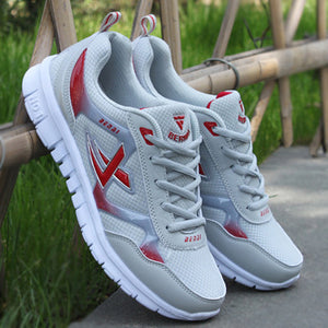 Men shoes 2018 New Arrivals fashion light mesh breathable krasovki shoes men sneakers tenis masculino adulto men casual shoes